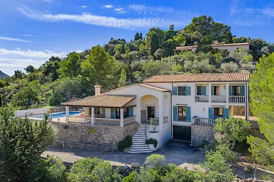 Elegante Villa mit beheiztem Pool, Pollença