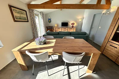 Accogliente casa di pescatori con giardino