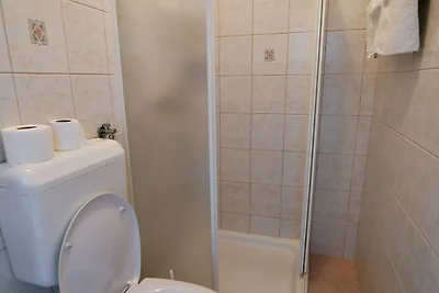 Scenic Retreat Rooms and Family Apartments - ...