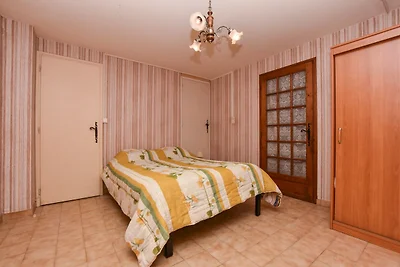 Vakantiehuis met terrassen en mooi uitzicht.
