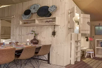 Gezellige 5-persoons Glampingtent in de...