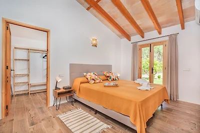 Landelijke Mallorcaanse landvilla met zwembad