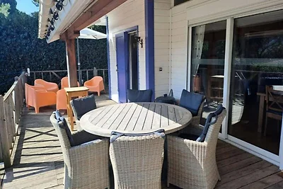 Chalet in der Nähe von Saint-Tropez mit...