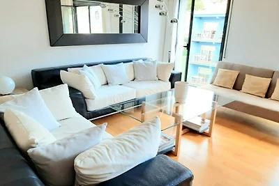 Apartment in Estartit near sea beach