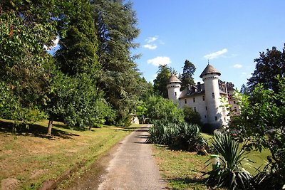 Appartamento castello ristrutturato con...