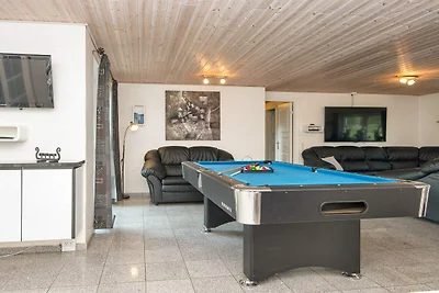 Luxus-Ruckzug mit Pool -- By Traum...