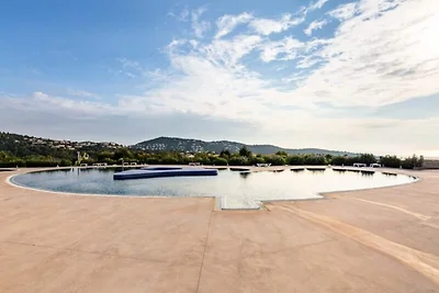 Wohnung in Sainte-Maxime mit Pool