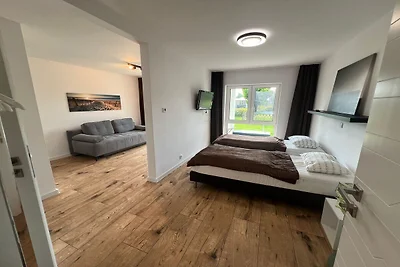 Grote, comfortabele villa met een eigen tuin.
