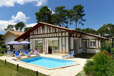 Villa mit privatem Pool bei Gujan-Mestras