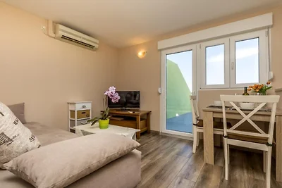 Pansion Belvedere - Studio Apartman with Terr...