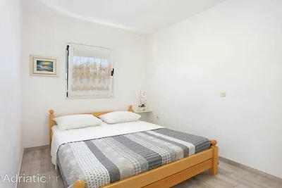 Holiday Home Nada Rogoznica - Six Bedroom Hol...
