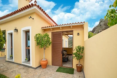 Ferienvilla mit Garten und privatem Pool