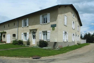 Landhaus in der Nähe des Sees von Madine