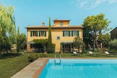 Bauernhaus mit Schwimmbad in Cortona