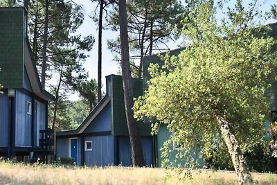 Studio mit überdachtem Balkon