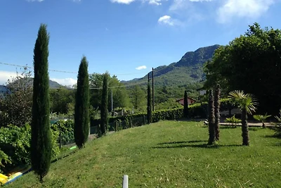 Casa vacanza a Luino con balcone