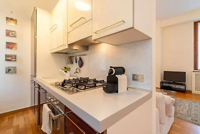 Isola Cozy Apartment