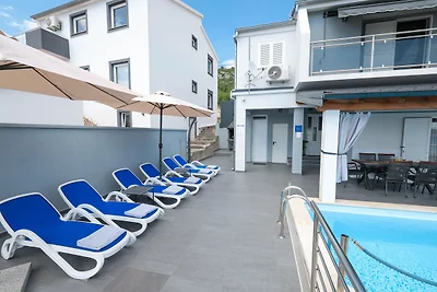 Luxusapartment mit beheiztem Pool in...