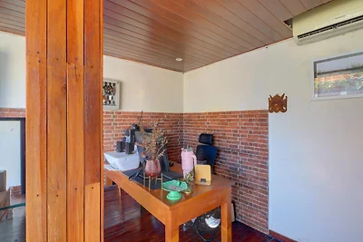 Ampia suite vicino alla spiaggia di Sanur