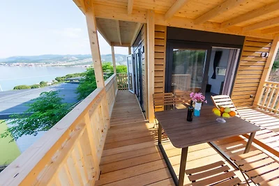 Klenovica Base with Private Terrace