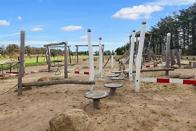 Hütte im Campingresort mit Heizung