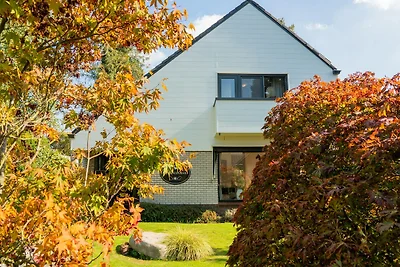Gemütliche Villa mit Wellness-Badewanne und...