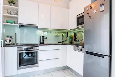 Apartment in Palm Beach mit Pool und Garten