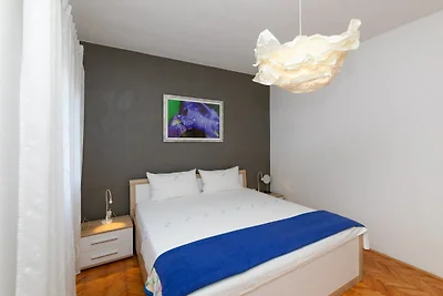 Apartments Martić - Four Bedroom Apartment wi...