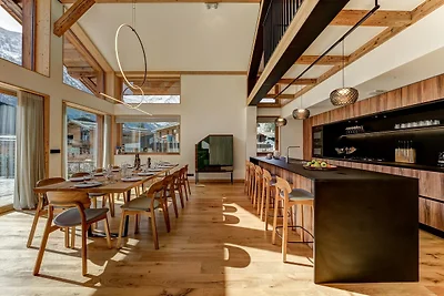 Panoramic views + daily cleaning & bkfst...