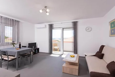 Peaceful Apartments Harfa- One Bedroom Apartm...