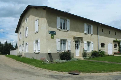 Landhaus in der Nähe des Sees von Madine