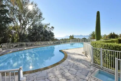 Appartamento a Cannes con piscina e vista sul...