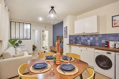 Apartment Exposition Center