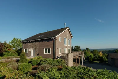 Bella villa a Durbuy con vasca idromassaggio