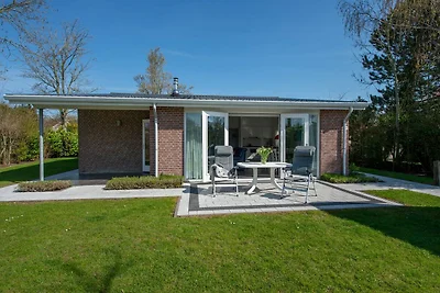 Moderne Villa am Ufer des Veere-Sees