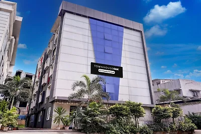 Super Townhouse OAK Kopar Khairane Navi...