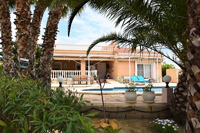 Mooie villa in Alicante met een privézwembad