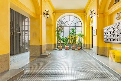 Wohnung in Torino mit Balkon und Parken