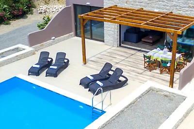 Villa in Frangocastello am Laki-Strand