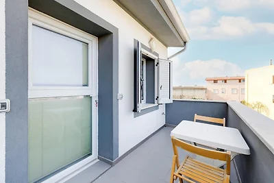 Mit privater Terrasse, 50m vom Meer