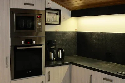 4 camere per 12 persone