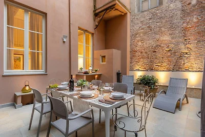 Appartamento a Lucca con cortile privato