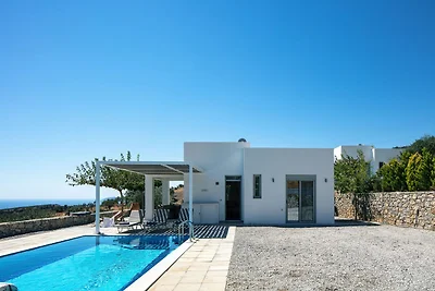Villa in Agia Galini mit Pool und Bergblick