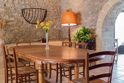 Cottage mit Pool in Montbrun-des-Corbières