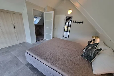 Villa in Balk mit eigenem Steg