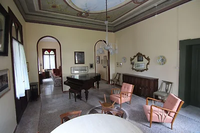 Lussuosa casa vacanze con giardino a Romano...