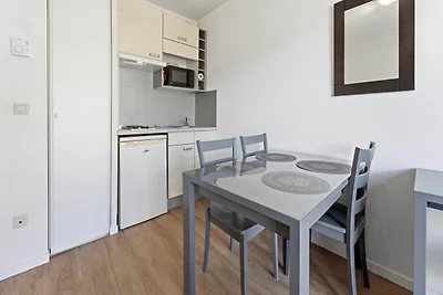 Sonnige Ferienwohnung in Grasse für 4...