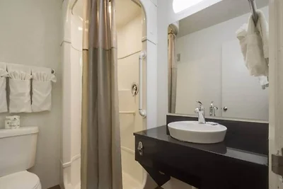 Comfortabel verblijf met 2 volledige bedden |...