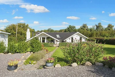 8 Personen Ferienhaus in Hejls-By Traum