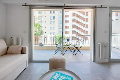 Schöne Wohnung mit Balkon - 200 m vom Strand...